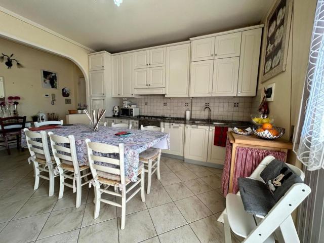 Appartamento in vendita a Vinci, Firenze