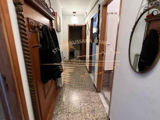 Appartamento in vendita a Bajardo, Liguria