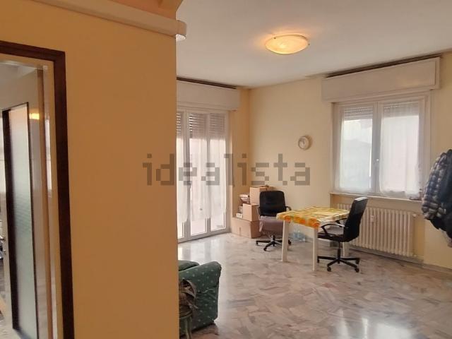 Appartamento in vendita a Grumello Del Monte, Lombardia