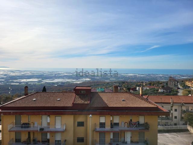 Appartamento in vendita a Montecorvino Pugliano, Campania