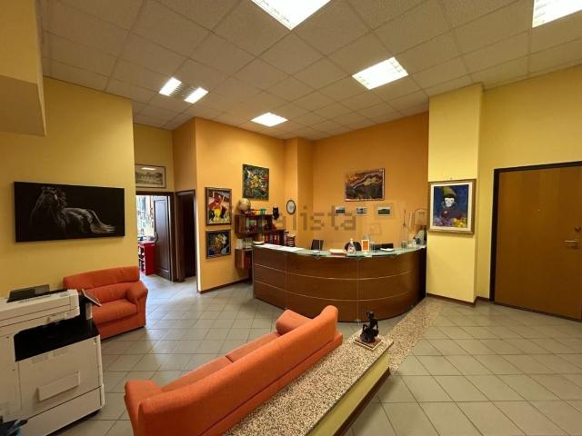 Appartamento in vendita a Camollia, Siena