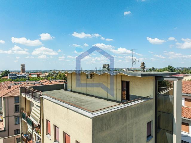 Attico in vendita a Novate Brianza, Merate