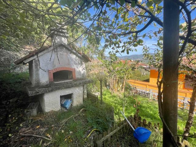 Appartamento in vendita a Follo Alto, Follo