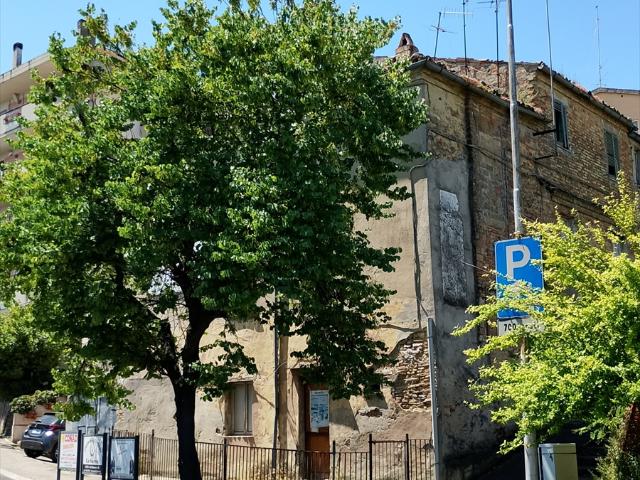 Appartamento in vendita a Santa Barbara, Chieti
