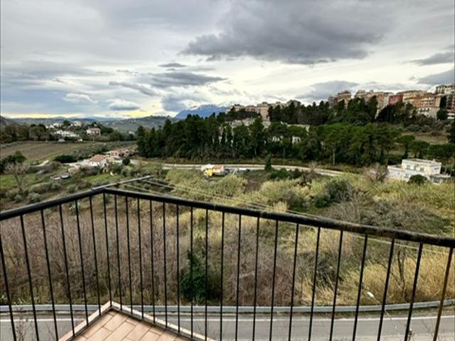 Appartamento in vendita a Santa Barbara, Chieti