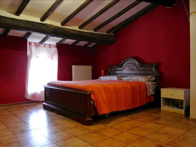 Appartamento in vendita a Sarteano, Toscana