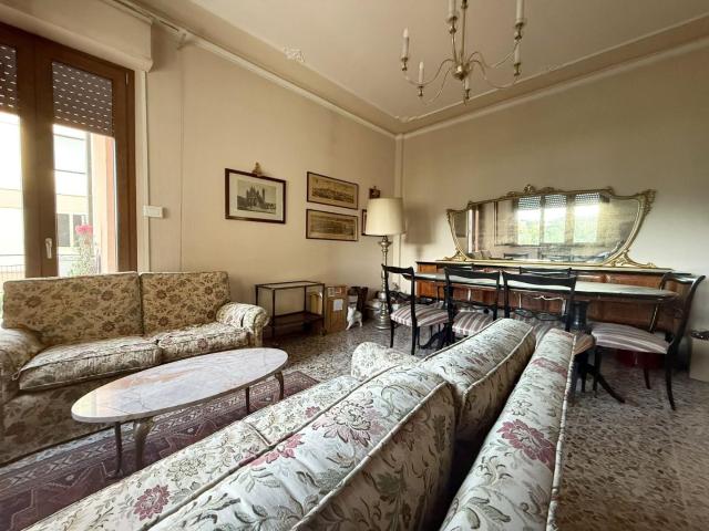 Appartamento in vendita a Ravacciano, Siena