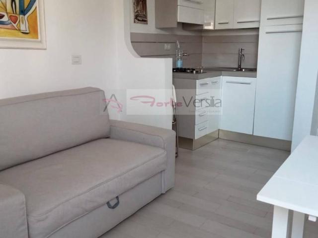 Appartamento in vendita a Vittoria Apuana, Forte Dei Marmi
