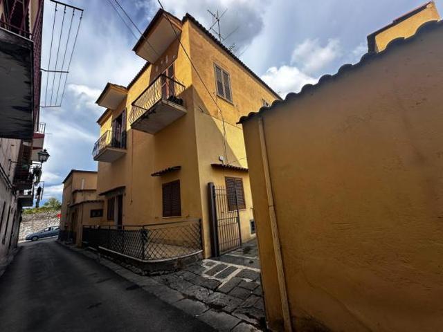Appartamento in vendita a Boscoreale, Campania
