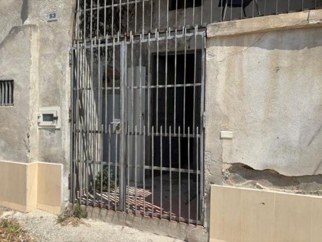 Monolocale in vendita a Maddaloni, Campania