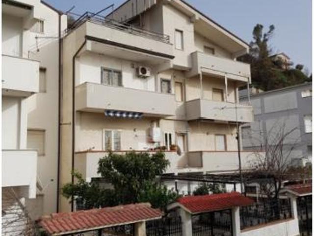 Appartamento in vendita a Calabria, Cosenza