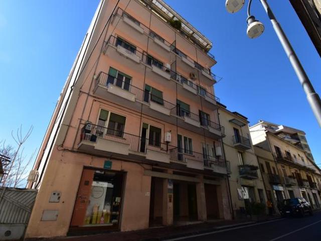 Appartamento in vendita a Sala Consilina, Campania