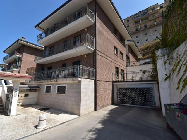Appartamento in vendita a Sala Consilina, Campania