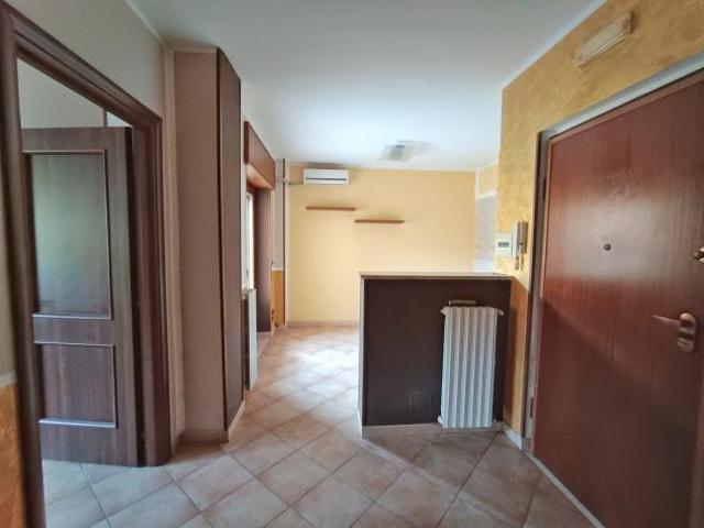 Monolocale in vendita a Solofra, Avellino