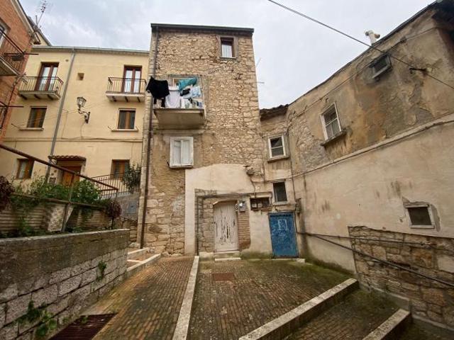 Appartamento in vendita a Campobasso, Molise
