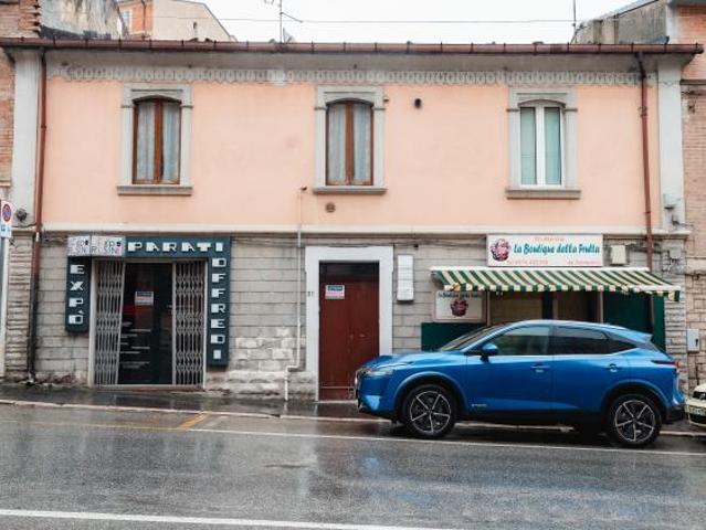 Appartamento in vendita a Campobasso, Molise