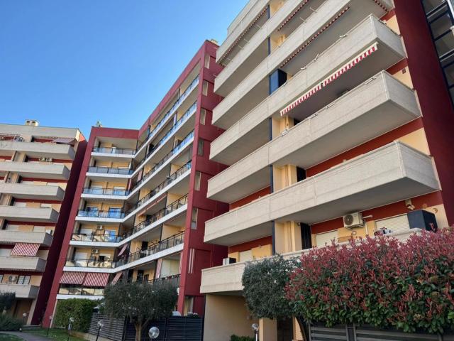 Appartamento in affitto a Municipio Roma IX, Roma Capitale