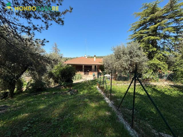Villa Indipendente in vendita a Fara Sabina, Lazio
