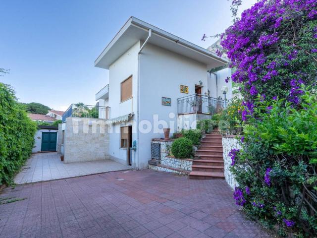 Villa Indipendente in affitto a Jesolo, Veneto