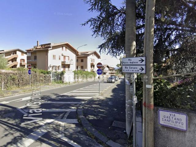 Villa Indipendente in affitto a Sant'agata Li Battiati, Sicilia