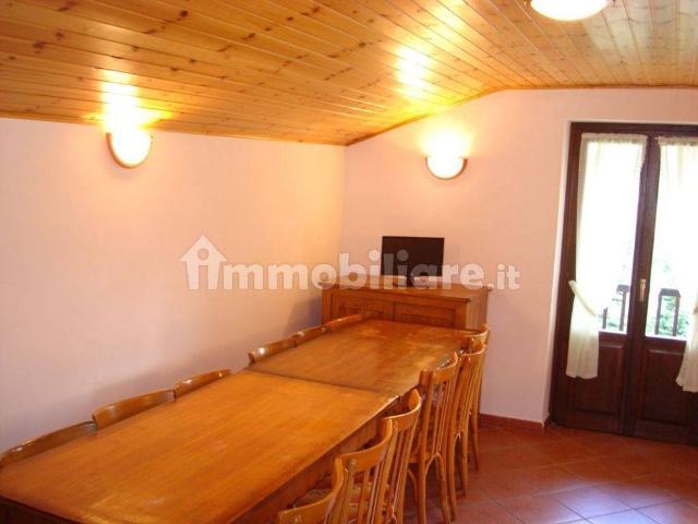 Appartamento in affitto a Brusson, Aosta