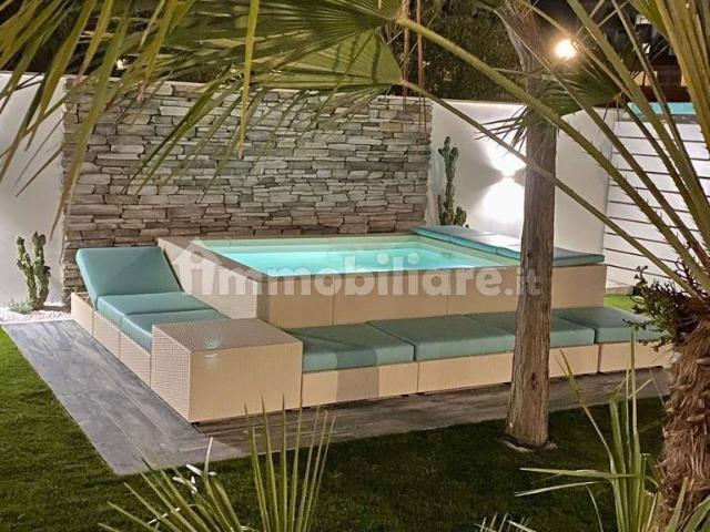 Villa Indipendente in affitto a Latina, Lazio