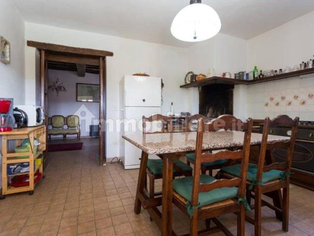 Villa Indipendente in affitto a Pila, Cenerente