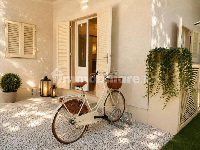 Villa Indipendente in affitto a Centro Est, Serra Riccò