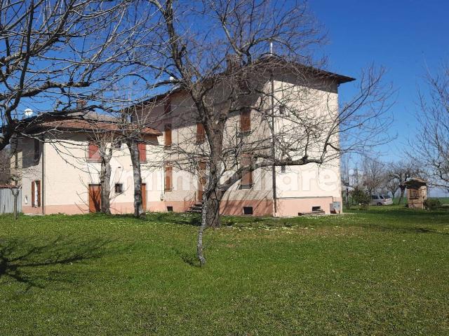Villa Indipendente in affitto a Unione di comuni Terre di Castelli, Zocca
