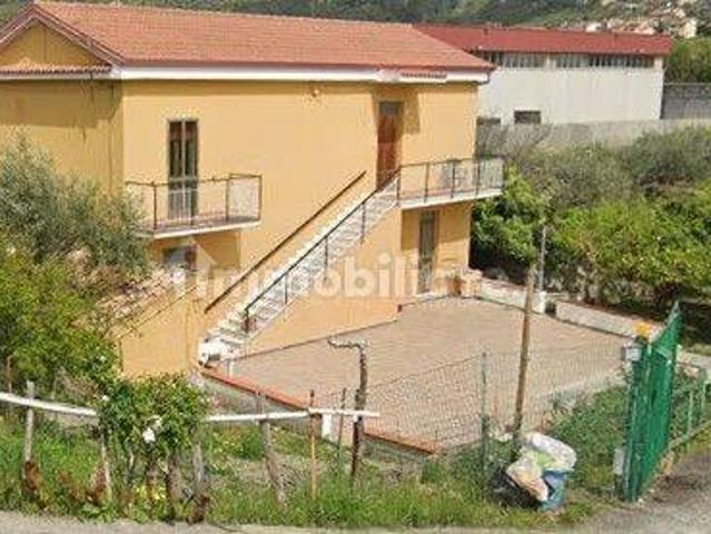 Villa Indipendente in affitto a Calabria, Catanzaro