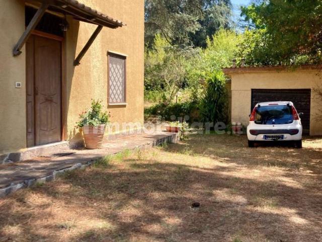 Villa Indipendente in affitto a Fontevivola, Sutri