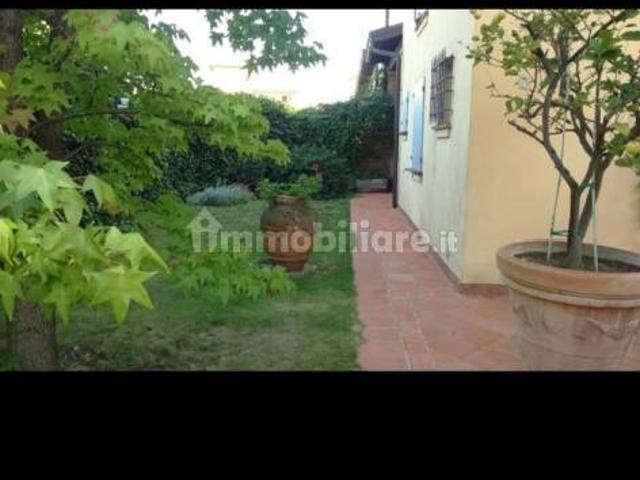 Villa Indipendente in affitto a Unione dei comuni del Distretto Ceramico, Maranello