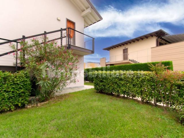 Villa Indipendente in affitto a Paladina, Lombardia