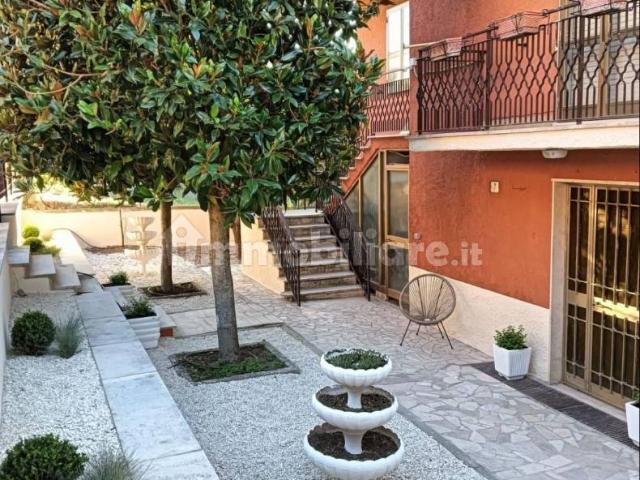 Villa Indipendente in affitto a Tre Croci, Vetralla