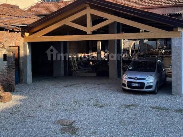 Villa Indipendente in affitto a Sciarè, Gallarate