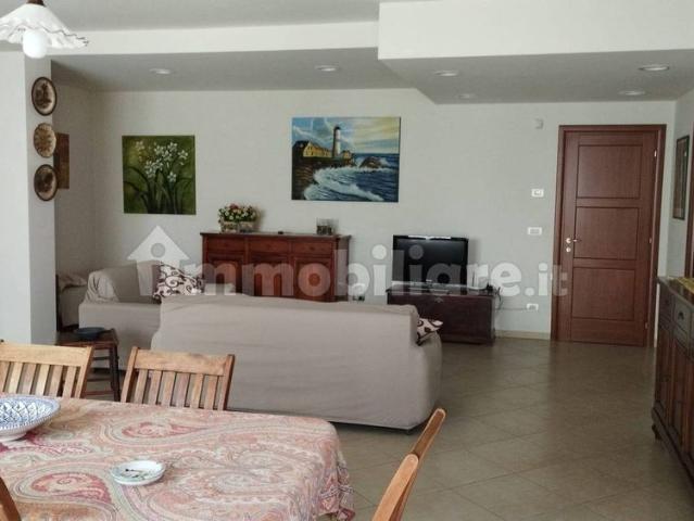 Appartamento in affitto a Puglia, Barletta-andria-trani