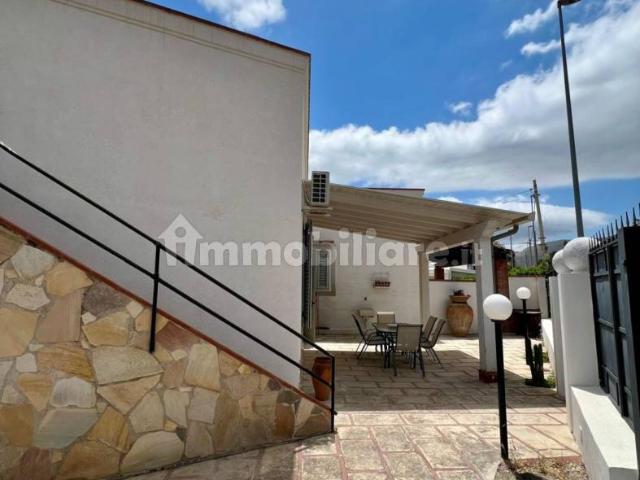 Villa Indipendente in affitto a Ragusa, Sicilia