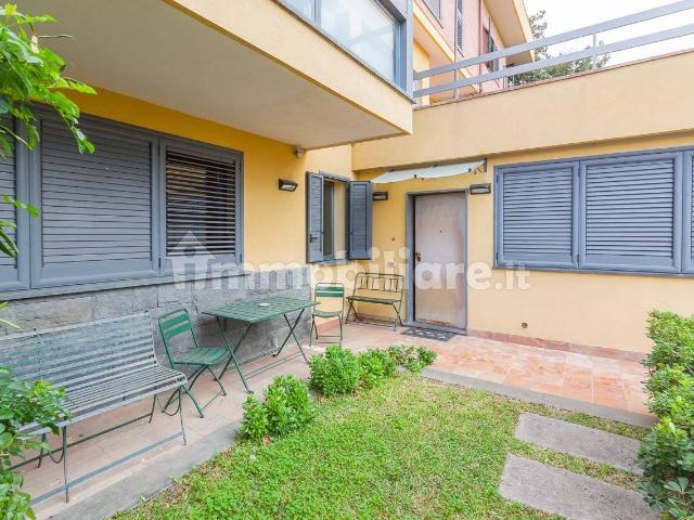 Villa Indipendente in affitto a Fasano, Gravina Di Catania