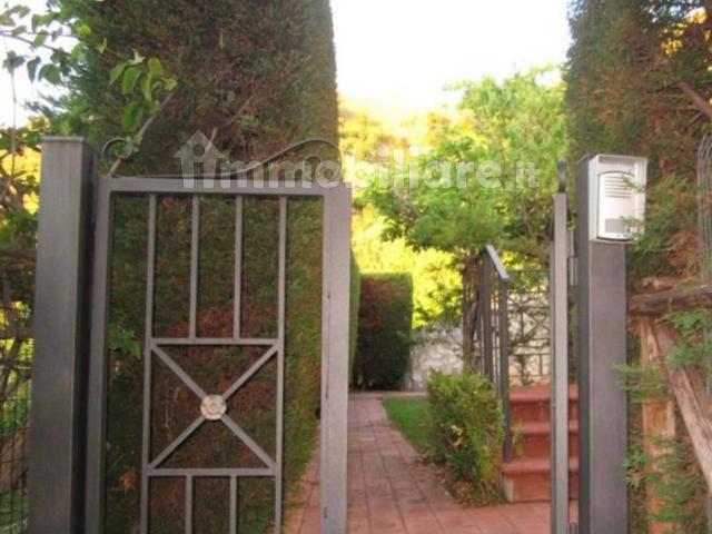 Villa Indipendente in affitto a Calabria, Cosenza