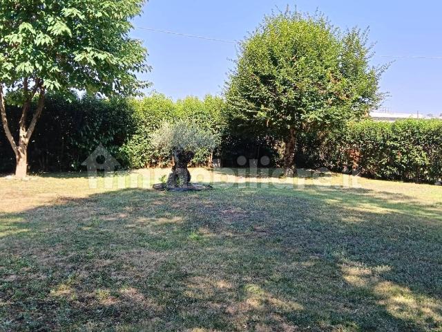Villa Indipendente in affitto a Villorba, Lancenigo
