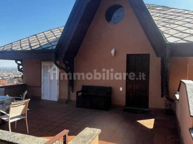 Villa Indipendente in affitto a Abbadia Alpina, Pinerolo
