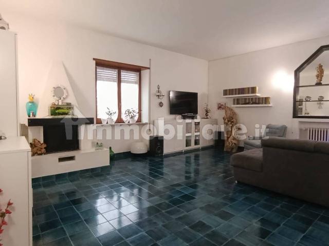 Villa Indipendente in affitto a Scauri, Minturno