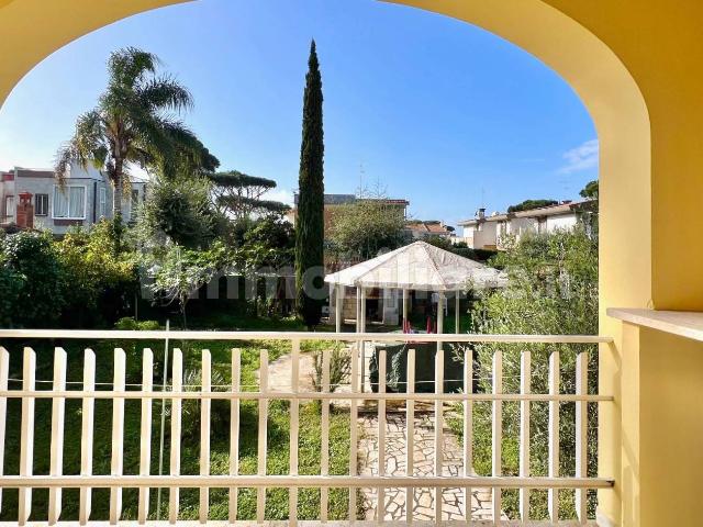 Villa Indipendente in affitto a Lido di Enea, Roma Capitale