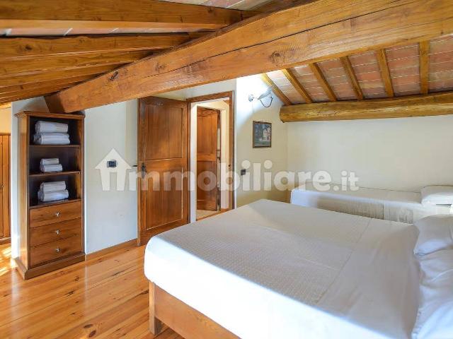 Villa Indipendente in affitto a Magione, Umbria