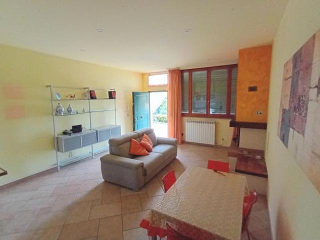 Appartamento in vendita a Gambassi Terme, Firenze