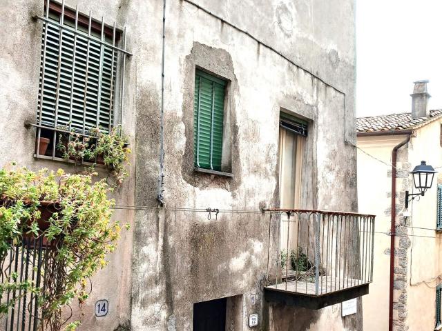 Appartamento in vendita a Unione dei Comuni Montani Amiata Grossetana, Roccalbegna