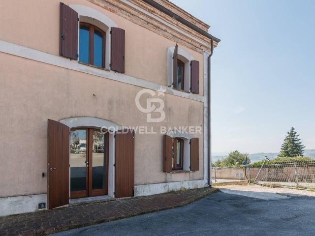 Appartamento in vendita a Marche, Pesaro E Urbino