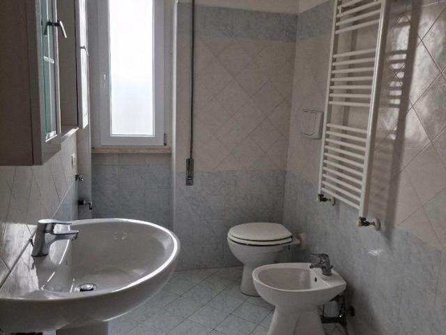 Appartamento in affitto a Guidonia Montecelio, Roma Capitale