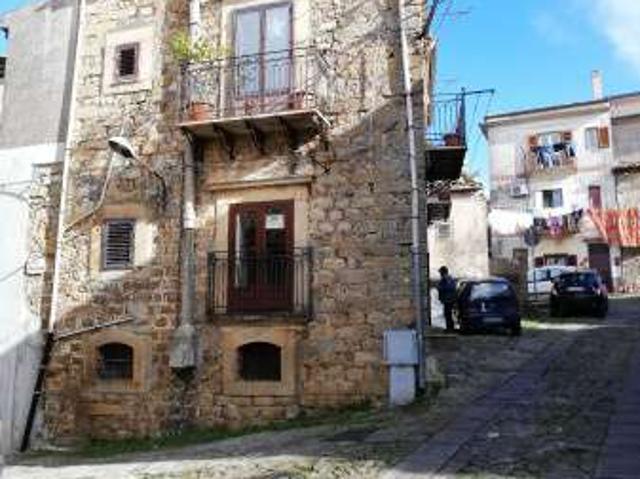Appartamento in affitto a Mistretta, Sicilia