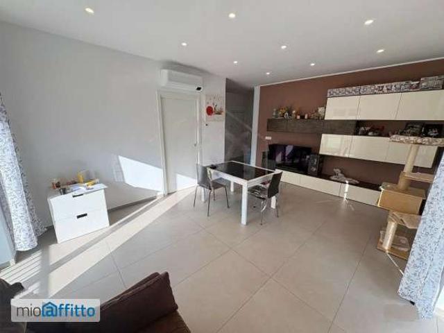 Appartamento in affitto a Modugno, Bari